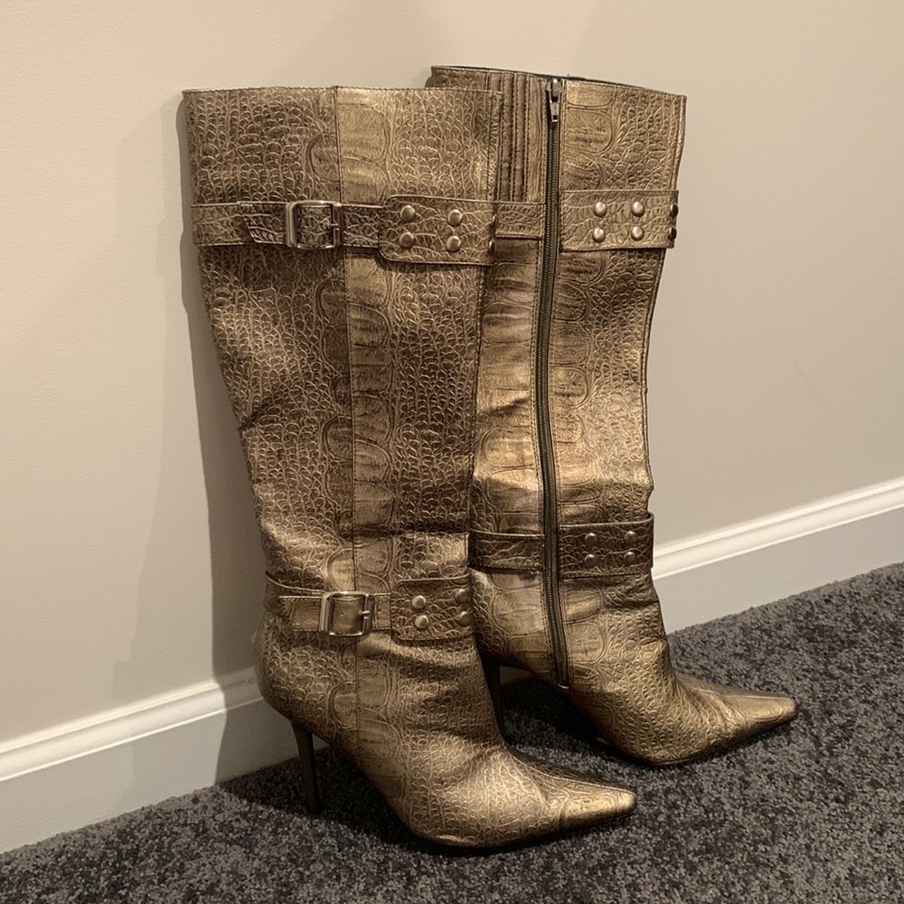 Swanky, reptile textured boots